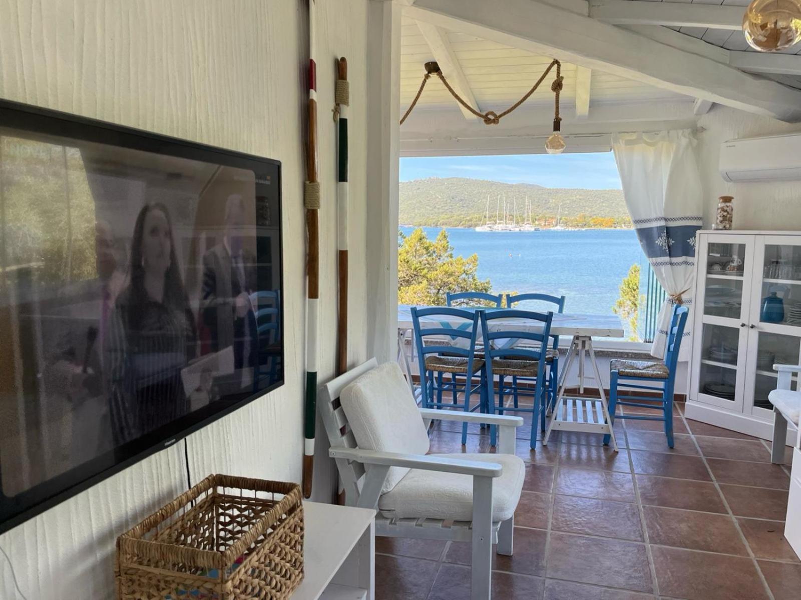 House On The Beach - Porto Rotondo Buitenkant foto